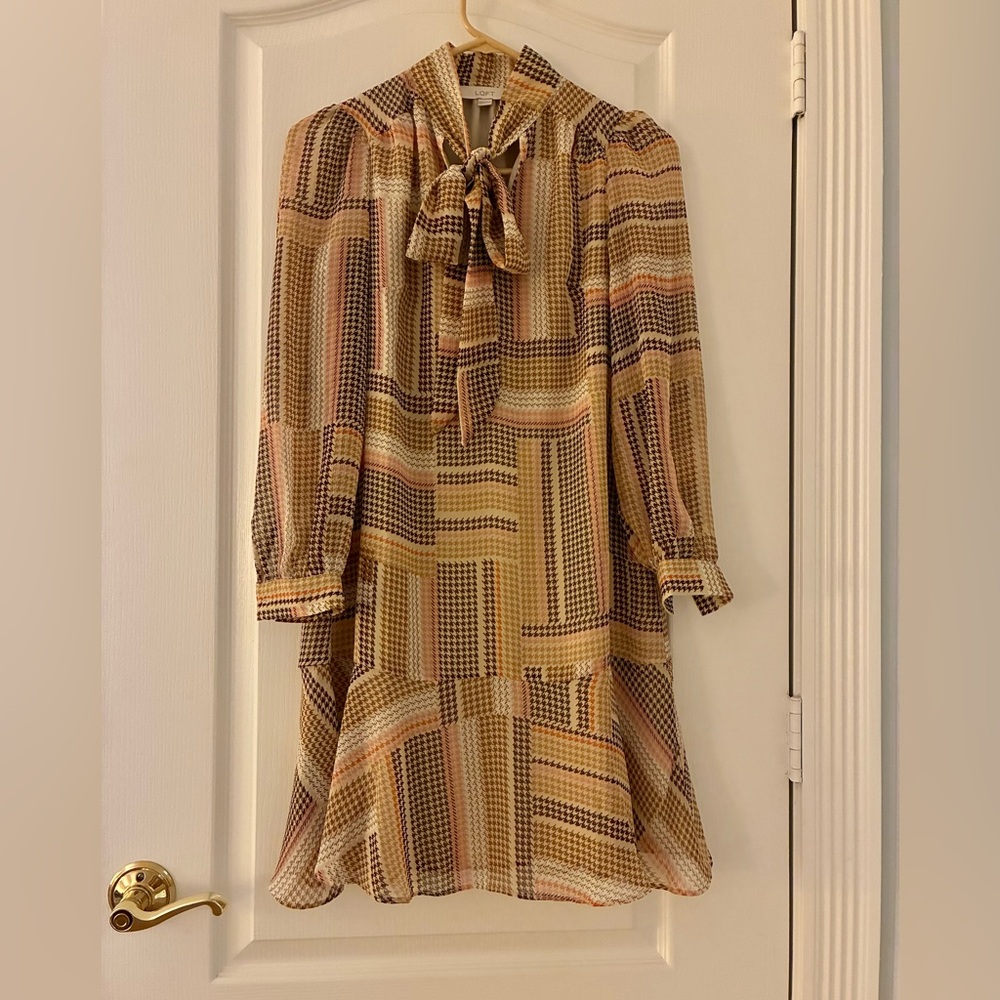 LOFT tie neck dress brown tan XXSP